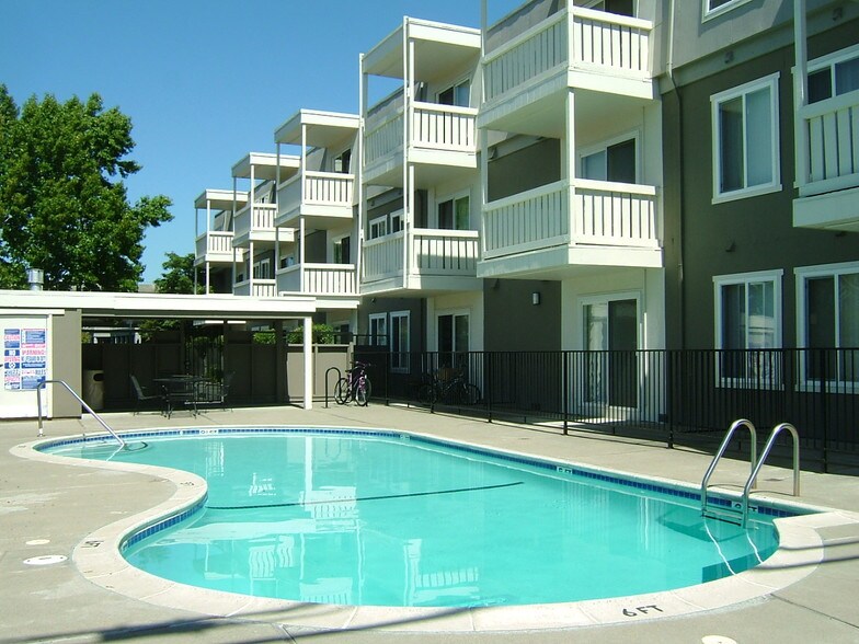 Fiesta Apartments - San Mateo, CA | Apartment Finder